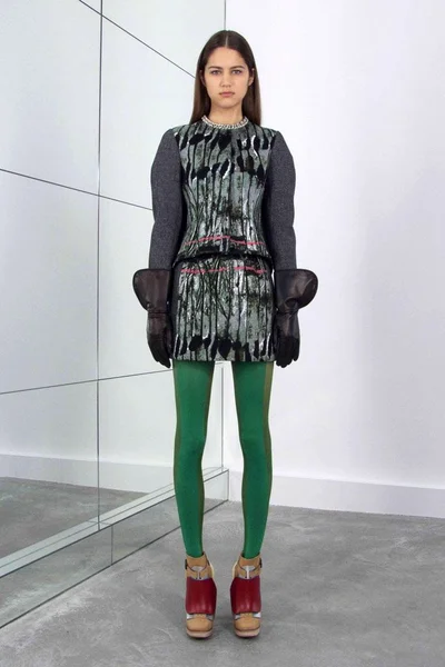 Look 2